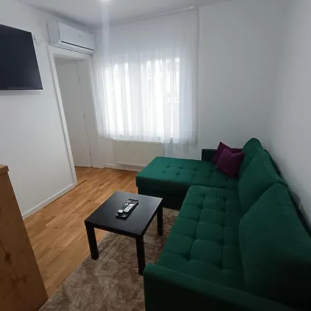 Apartment Nina Super - Pale